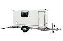 Универсальный прицепный фургон с окном дверью и трапом F1336HD trap 1.300 кг
